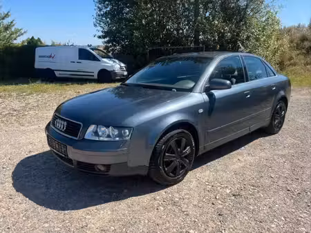 Audi A4 1.6 102