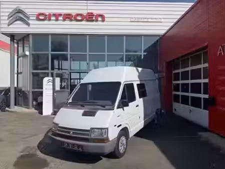 Renault Trafic 2.1