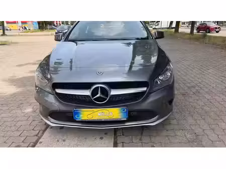 Mercedes-Benz CLA 220 2.0 184 4Matic