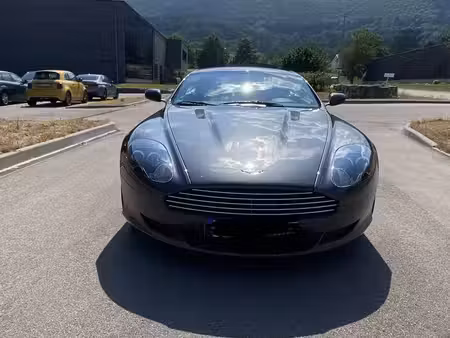 Aston Martin DB9 V12 5.9