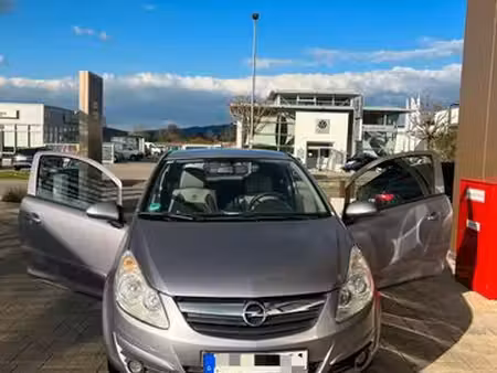 Opel Corsa 1.2 80 Cosmo