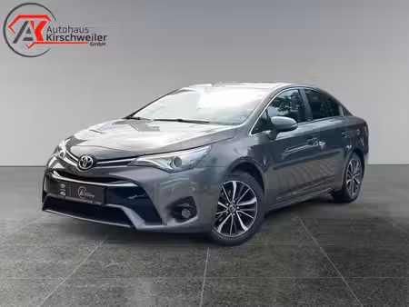 Toyota Avensis 1.8 147