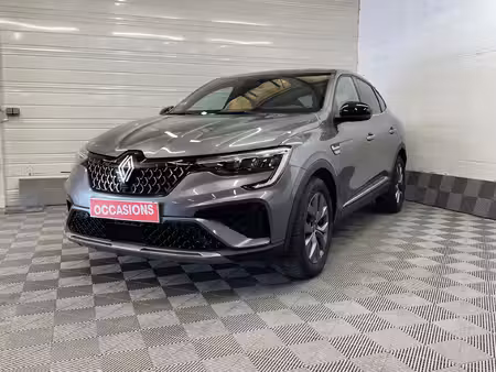 Renault Arkana E-Tech 1.6 145 Evolution