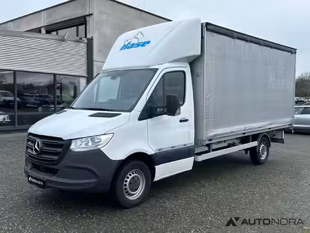 Mercedes-Benz Sprinter 319 V6 3.0 CDI 190
