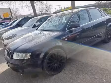Audi A4 V6 2.4 170