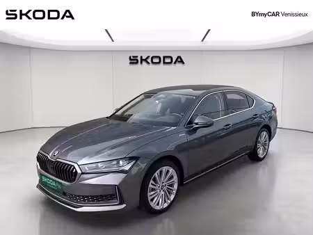 Škoda Superb 1.5 TSI 150 Laurin & Klement