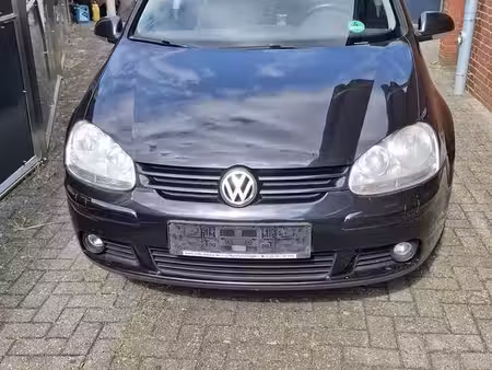 Volkswagen Golf 1.6 102 Tour