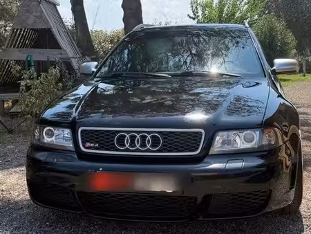 Audi A4 RS4 V6 2.7 T 380 quattro