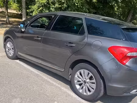 DS 5 1.6 HDi 120