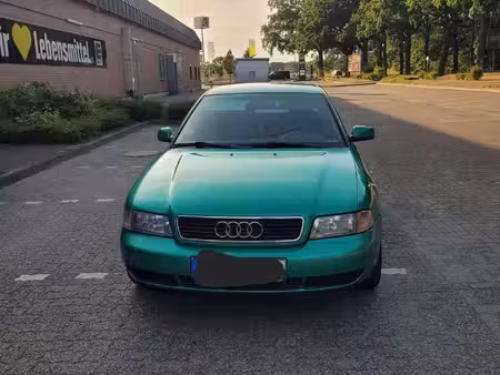 Audi A4 1.6 101