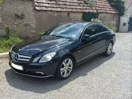 Mercedes-Benz Classe E E 220