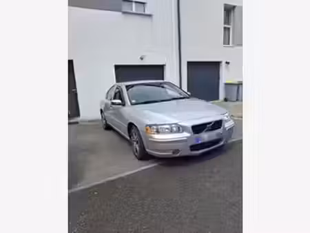 Volvo S60 2.4 163 Summum