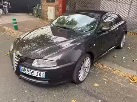 Alfa Romeo GT 1.9 JTDm 150 Distinctive