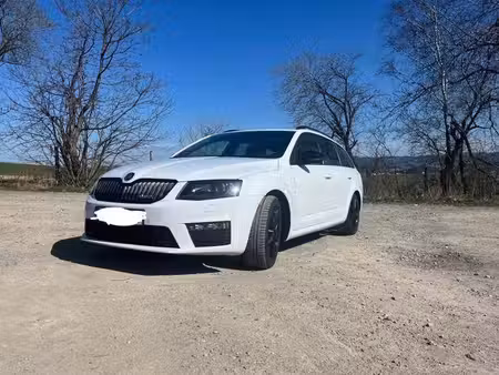 Škoda Octavia RS 2.0 TSI 220