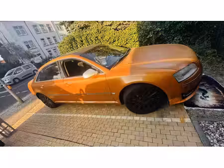 Audi A8 V8 4.2 quattro