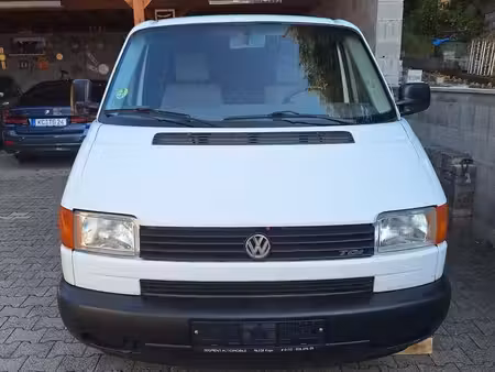 Volkswagen Transporter T4 2.5 TDI 88