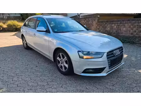 Audi A4 2.0 TDI 177 S line