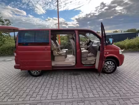 Volkswagen Transporter T5 2.5 TDI 174 Business
