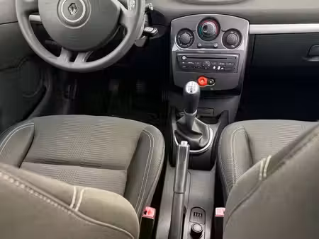 Renault Clio 1.2 75
