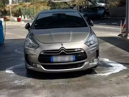 DS 5 1.6 HDi 115