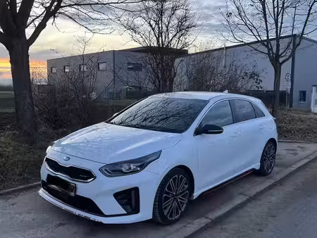 Kia Ceed GT 1.6 T GDi 204