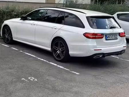 Mercedes-Benz Classe E E 350 E V6 3.0 258