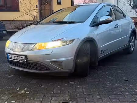 Honda Civic 1.8 140 Executive