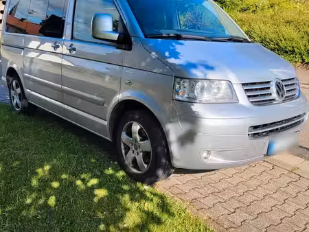 Volkswagen Transporter T5 2.5 TDI 174 Highline
