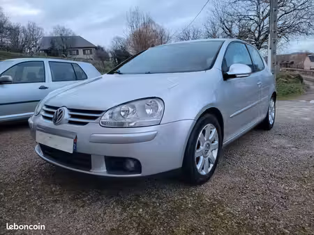 Volkswagen Golf 2.0 TDI 140