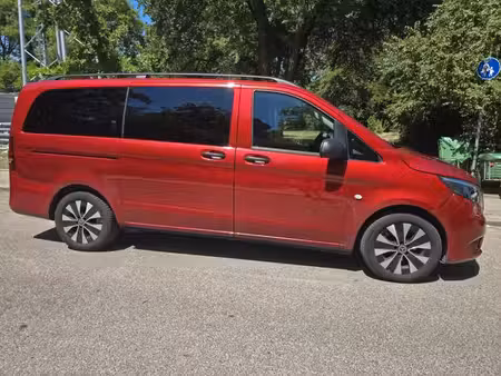 Mercedes-Benz Vito 163