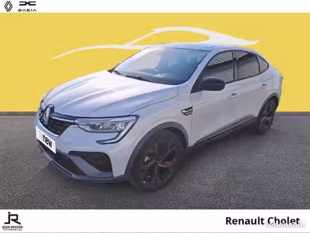 Renault Arkana E-Tech 1.6 145 RS Line