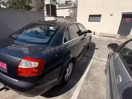 Audi A4 V6 2.5 TDI 180 quattro
