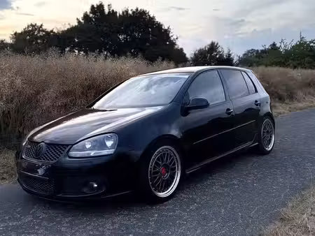 Volkswagen Golf GTI 2.0 200