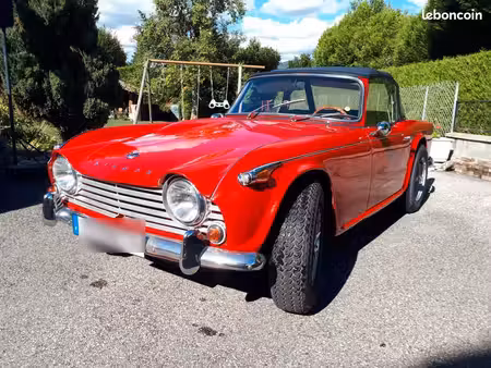 Triumph TR4