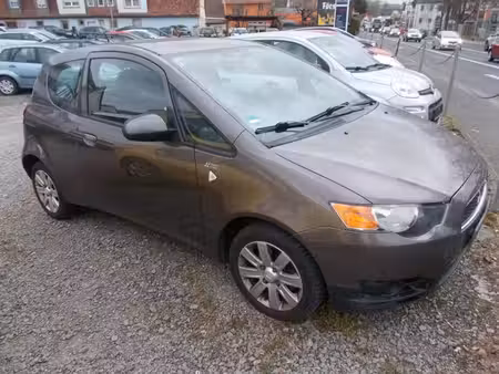 Mitsubishi Colt 1.3 95 Invite