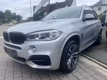 BMW X5 M50d 3.0 381