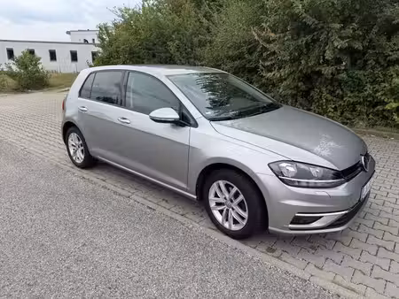 Volkswagen Golf 1.0 TSI 110