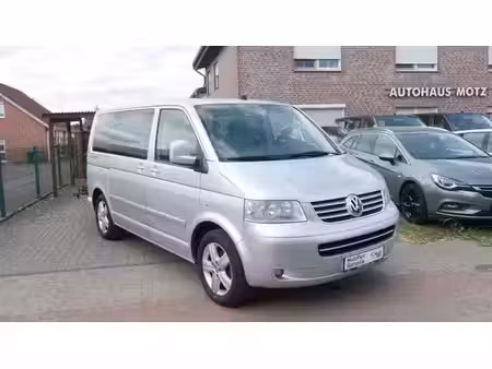 Volkswagen Transporter T5 2.5 TDI 174