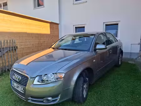 Audi A4 1.6 101