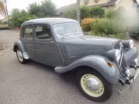 Citroën Traction 11BL Collection