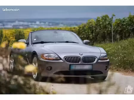 BMW Z4 30i 3.0 231