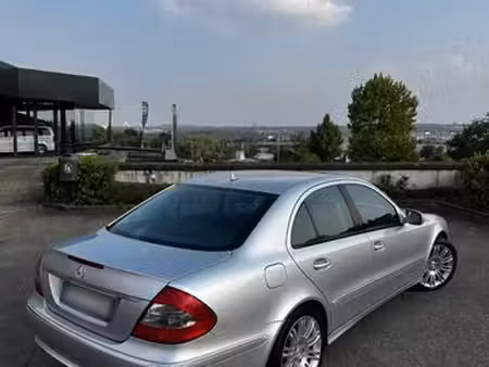 Mercedes-Benz Classe E E 280 V6 3.0 170
