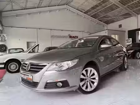 Volkswagen Passat 1.8 TSI 160
