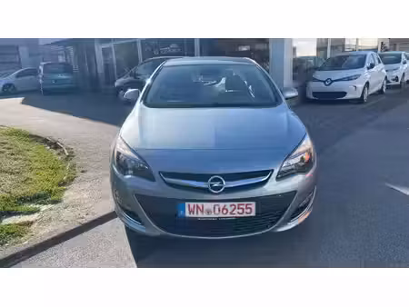 Opel Astra 1.4 140 Cosmo