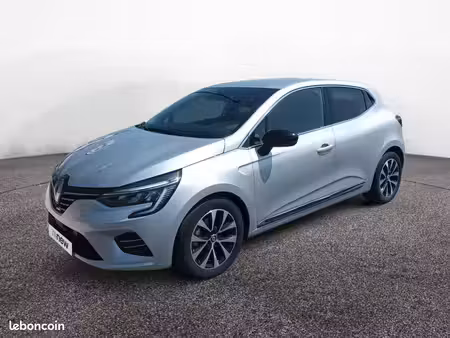 Renault Clio E-Tech 1.6 145 Techno