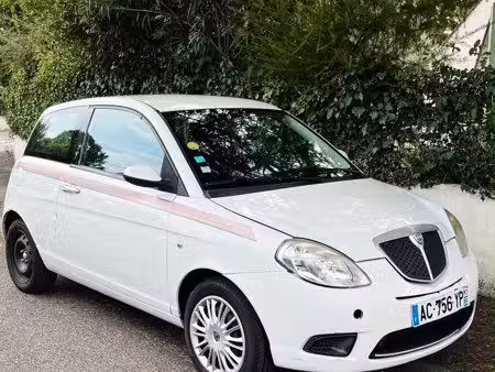 Lancia Ypsilon 1.2 69