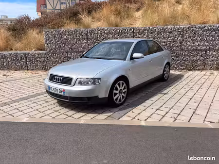 Audi A4 1.9 TDI 130 S line