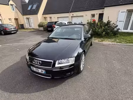 Audi A8 V8 4.2 335 quattro