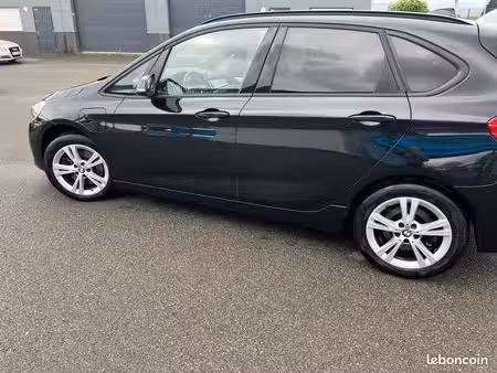 BMW Série 2 225e 1.5 224