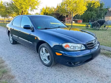 Nissan Maxima 2.0 140 Elegance